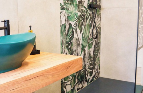 Rozzano Apartment | Gabri's House has 3 rooms with 3 private bathrooms and a kitchen available