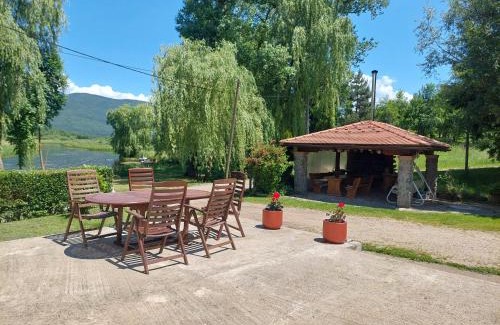 Licko Lesce Apartment | Gacka idila