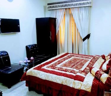 Gulshan-E-Jamal Hotel | Galaxy Inn Guest House