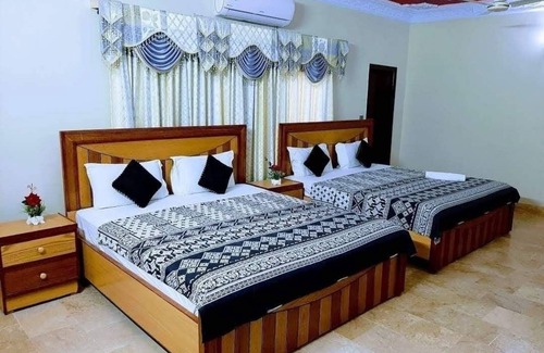 Gulshan-E-Jamal House | Galaxy Inn Near Jinnah International Airport Branch