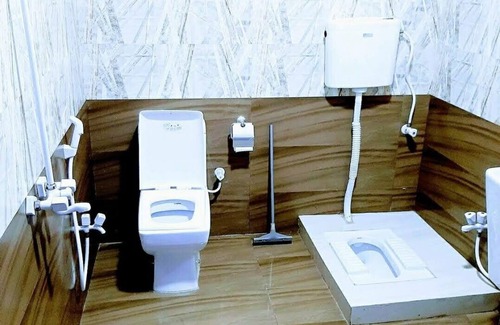 Gulshan-E-Jamal House | Galaxy Inn Near Jinnah International Airport Branch