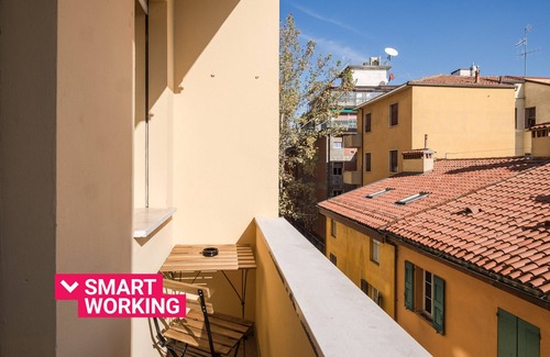 Historic Center Apartment | Galleria del Reno 2B by Wonderful Italy
