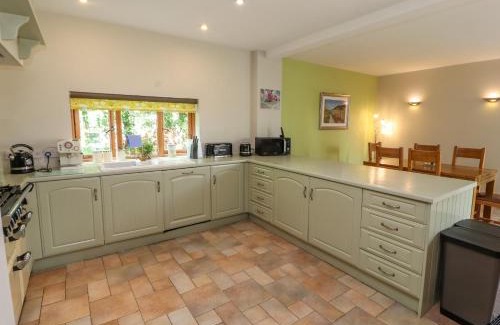 Thornthwaite House | Gallery Cloisters