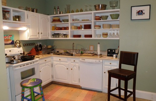 Vicksburg Condo | Gallery Loft Riverview Rooftop Terrace Elevator