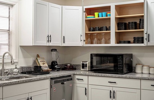 Athens House | Game Day Ready! 2 King Beds Near UGA & Downtown