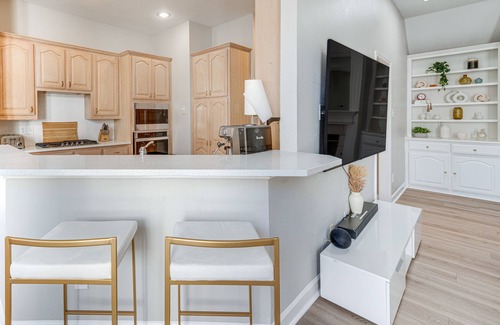 Richardson House | Game Room! Home Near UTD & Telecom Corridor