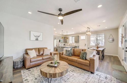 Payson Cabin | Games & Outdoor Seating: Cabin in Scenic Payson!