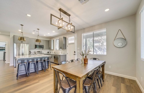 Payson Cabin | Games & Outdoor Seating: Cabin in Scenic Payson!