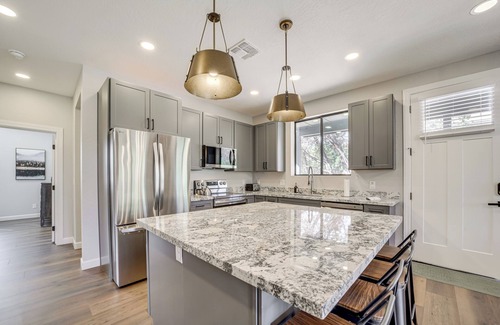 Payson Cabin | Games & Outdoor Seating: Cabin in Scenic Payson!