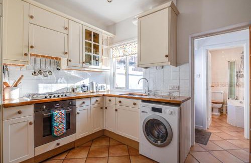 Chester House | Gamul Place - Quiet City Centre