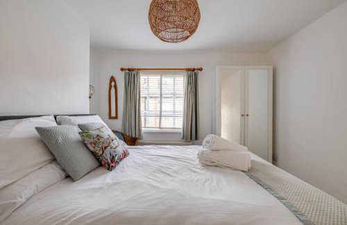 Chester House | Gamul Place - Quiet City Centre