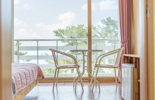 Gangneung House | Gangneng Badapunggeong Pension