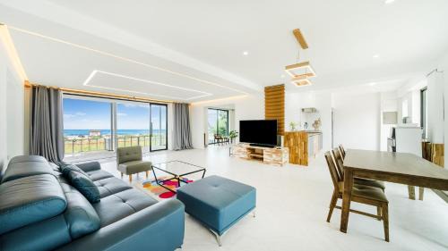 Gangneung House | Gangneung Remember Dogchae Pension