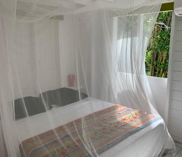 Grand-Bourg Apartment | Garance le grand palme