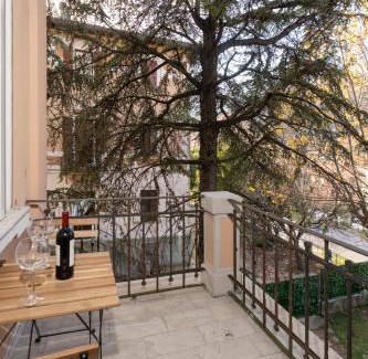 Roe Volciano Apartment | garda garden apartment