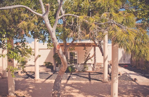 La Pared House | Garden apartment - Tierra - Surf & Yoga Villa