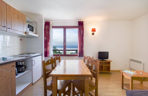 Lugrin House | Garden & City Evian Lugrin