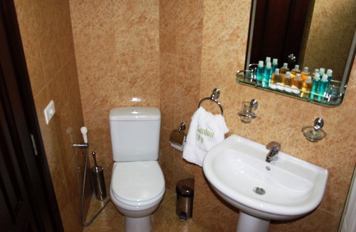 Dekwaneh Hotel | Garden City Residence