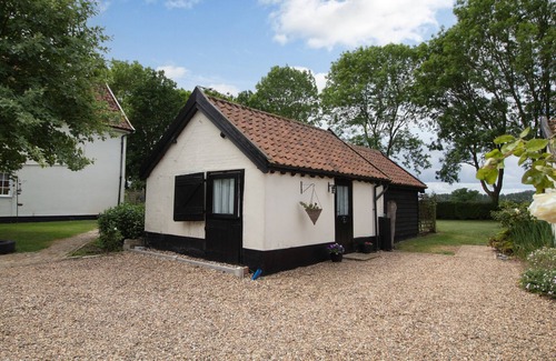 Pulham Market Cottage | Garden Cottage