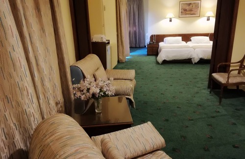 Broumana Hotel | Garden Hotel