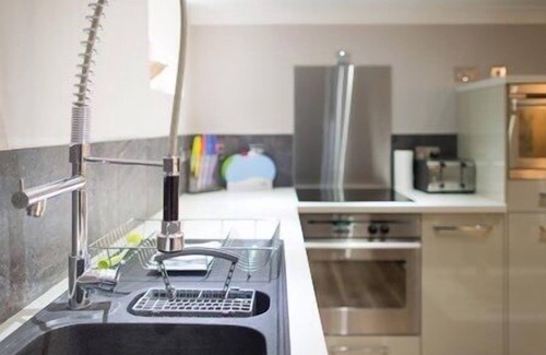 Harrogate Apartment | Garden Mews - 2 bedroom - Harrogate Town Centre - Patio area