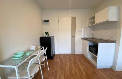 Sai Ma Apartment | Garden Oasis Apartment: Condo Near Bangkok River