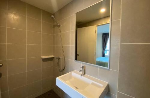 Sai Ma Apartment | Garden Oasis Apartment: Condo Near Bangkok River