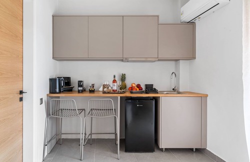 Episkopos House | garden & pool view Ground floor