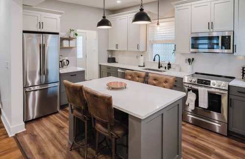 Lewisburg Apartment | Garden Retreat Steps from Downtown Lewisburg