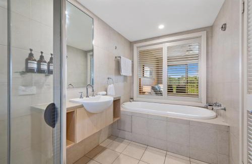 Kingscliff Apartment | Garden View Apartment - Mantra Salt Beach Resort by uHoliday