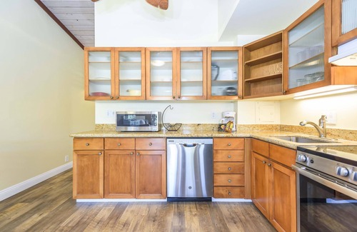Napili Condo | Garden View Second Floor Studio at Napili Shores – Steps to Napili Bay D229
