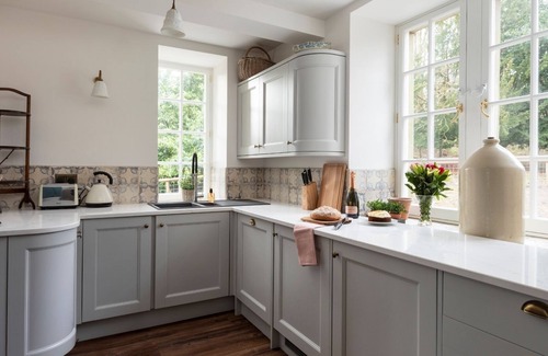 Belford Cottage | Gardener's Cottage, Twizell Estate - Sleeping 6 guests in 3 bedrooms