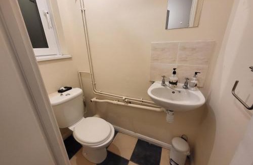 Woolwich Riverside Apartment | Garland Modern Spacious Flat, London