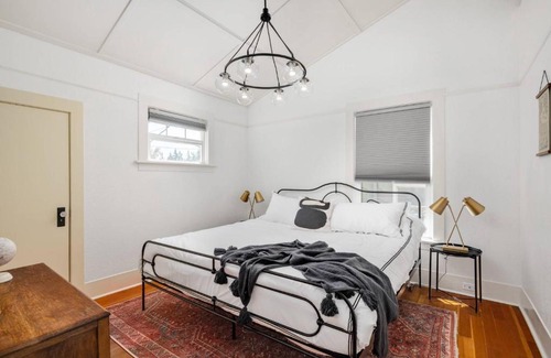 Lincoln House | Garrett Retreat