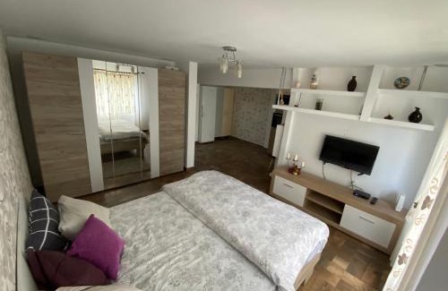 Lupeni Apartment | Garsoniera deosebita intr-o zona linistita Straja-Lupeni
