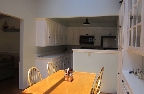 Gas Lamp Section Cottage | Gas Lamp Section Beach Cottage