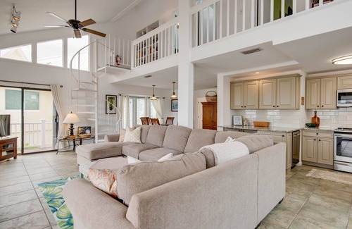Cutthroat Harbor Estates House | Gasparilla Villa - Your Ocean View Oasis on Cudjoe Key - Sunset Views!