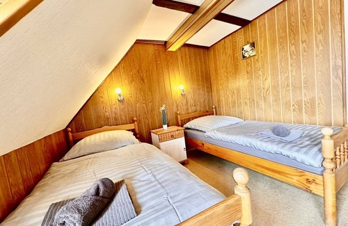 Grifte House | Gasthaus Nangfa Engel