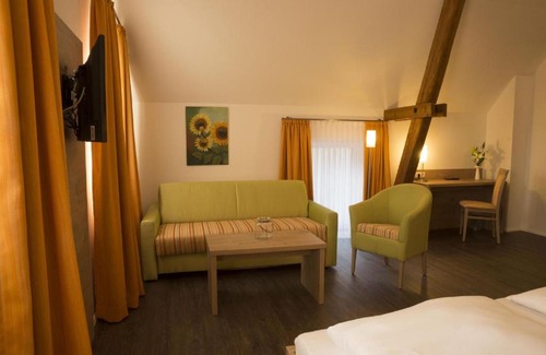 Colmberg Hotel | Gasthaus Schwarzer Adler