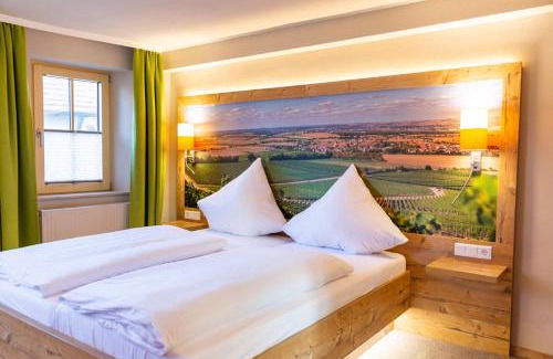 Roedelsee Hotel | Gasthaus Winzerstube & Hotel