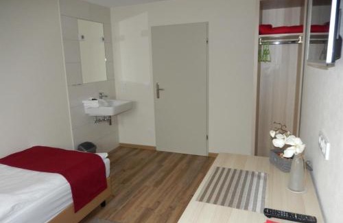 Tarforst House | Gasthaus Wollscheid