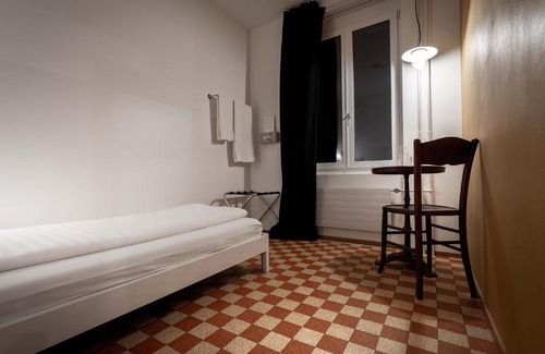 Sihlfeld House | Gasthaus zum Guten Glück