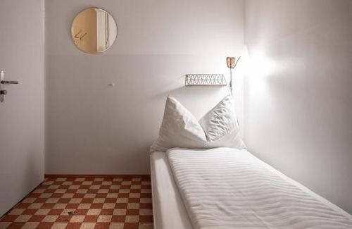 Sihlfeld House | Gasthaus zum Guten Glück