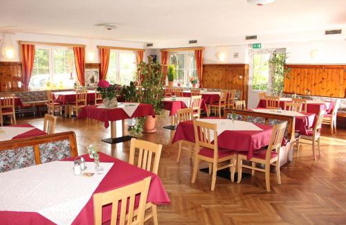 Furth an der Triesting House | Gasthof zur Bruthenne