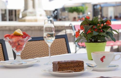 Caldaro Sulla Strada del Vino Hotel | Gasthof Mondschein