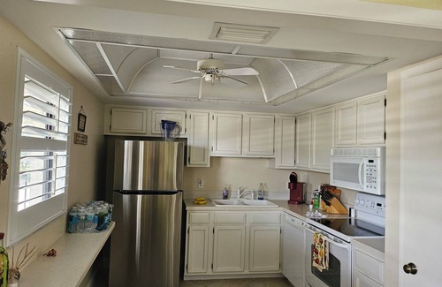 Imperial Golf Estates Condo | Gated, 2-bedroom condo in brilliant Naples overlooking the 9th tee