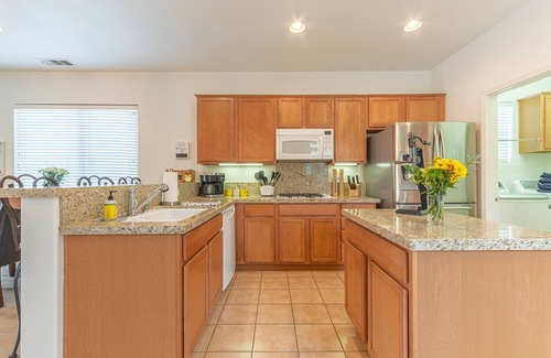 Indio House | Gated Community near Empire Polo, Pools, Tennis, Golf, Dog friendly, EV charger