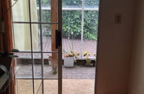 El Cerrito Apartment | Gated Fenced Sunny In-Law Studio