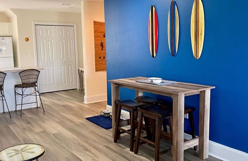 Port St. Joe House | Gated resort on CSB.End unit w/easy walk to beach. Beach cart & chairs included.