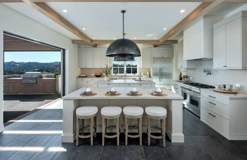 Santa Rosa House | Gated, single-level, Modern California style home with views in Wine Country